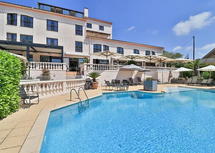 Hôtel accueillant les animaux: Logis Hotel Perla Riviera & Restaurant